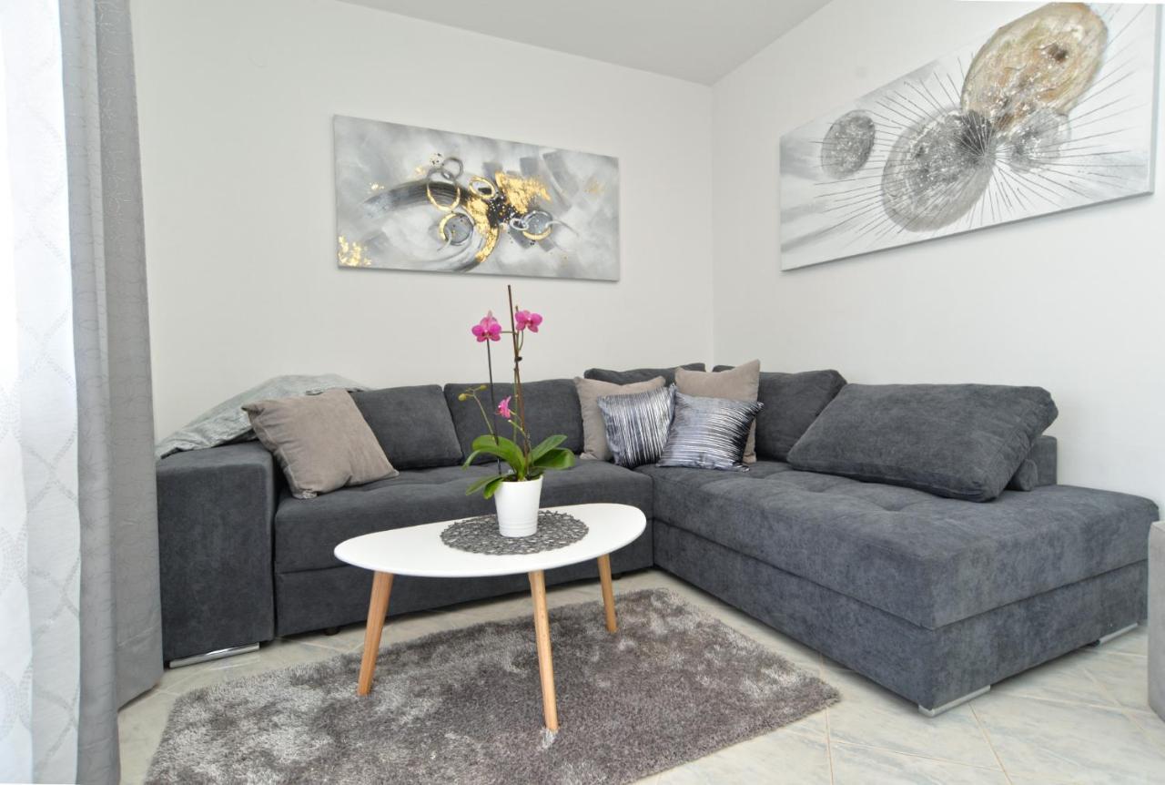 Apartments Violete 742 Pula Zewnętrze zdjęcie