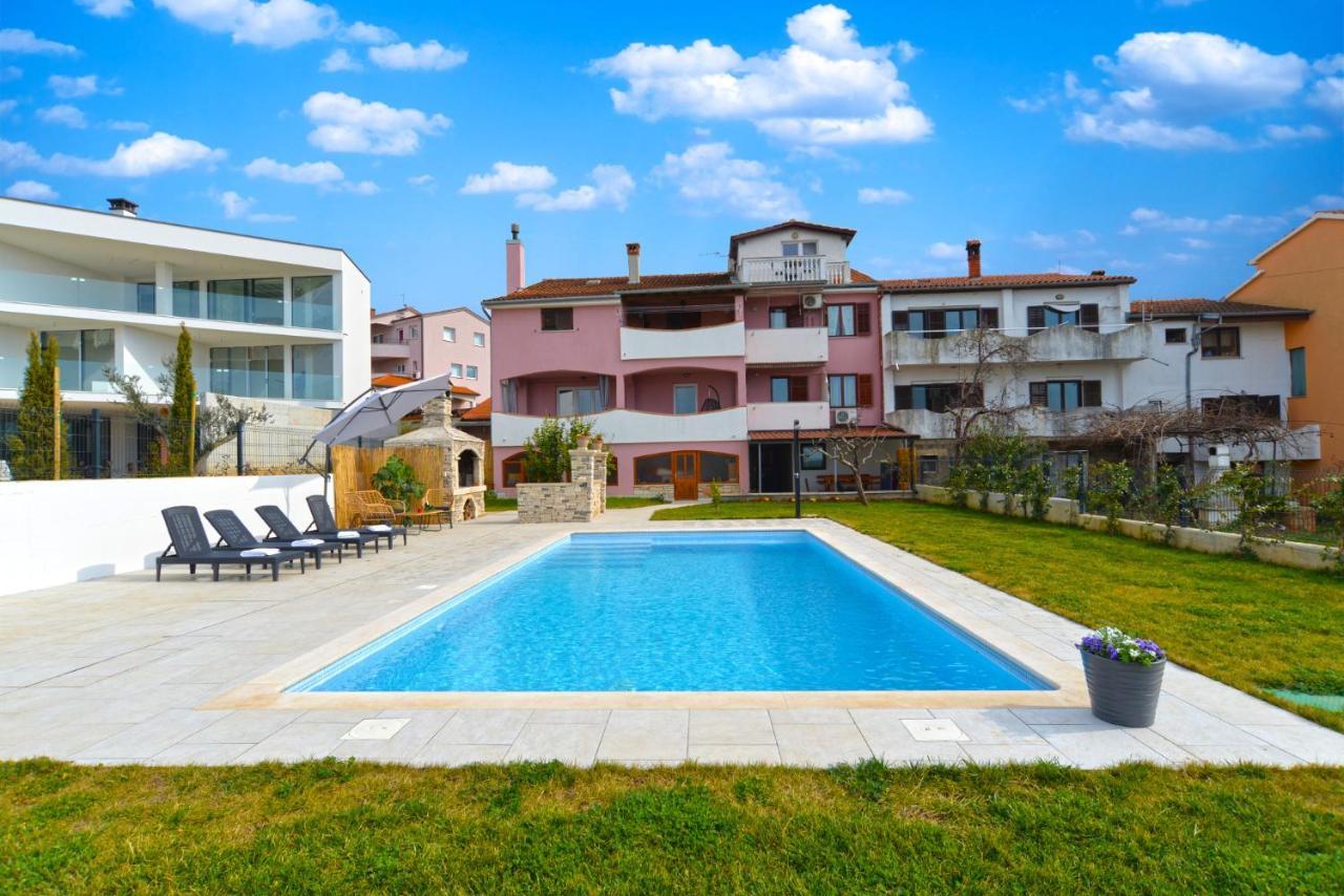 Apartments Violete 742 Pula Zewnętrze zdjęcie