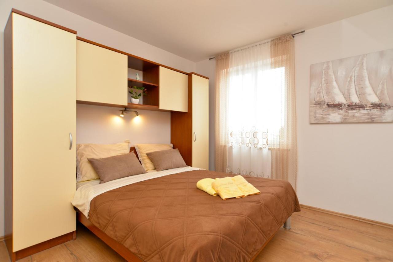 Apartments Violete 742 Pula Zewnętrze zdjęcie