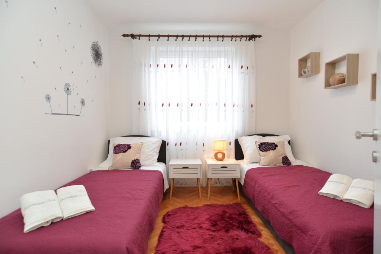 Apartments Violete 742 Pula Zewnętrze zdjęcie