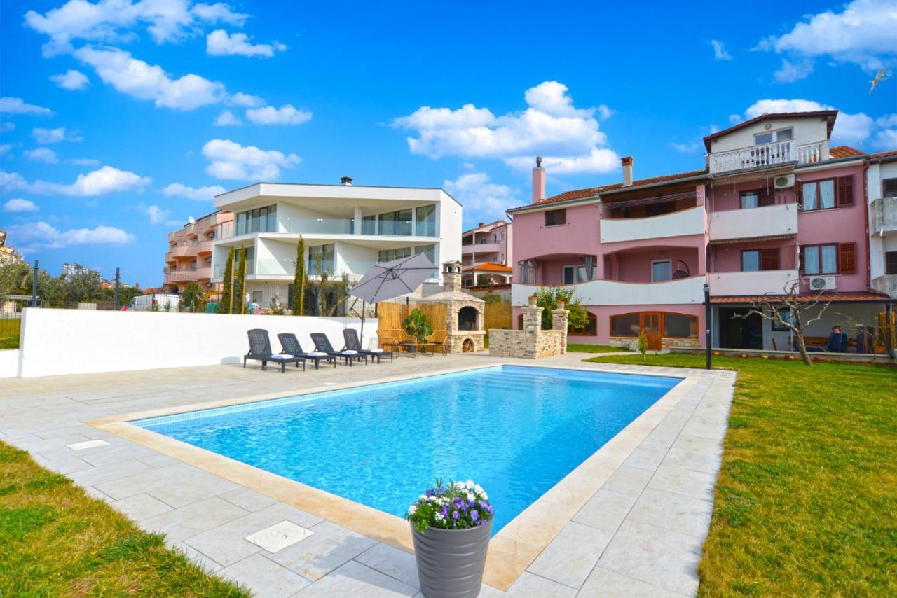 Apartments Violete 742 Pula Zewnętrze zdjęcie